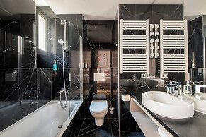 LE BEAU MARAIS