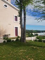 Manor in Marche With Pool & Adriatic Views