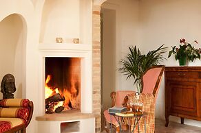 Manor in Marche With Pool and Adriatic Views