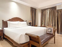 Kokhaburi Hotel