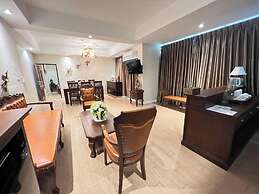 Kokhaburi Hotel