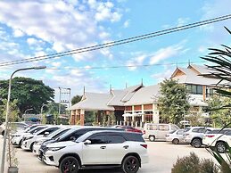 Kokhaburi Hotel