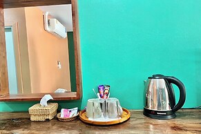 Koon Hom Apartment