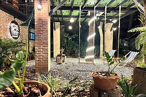 Koon Hom Apartment