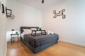 Edumetro by Manhattan Group
