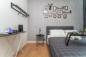 Edumetro by Manhattan Group