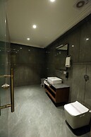 HOTEL GC GRAND INN