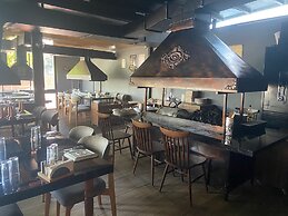 Zeynel Hotel