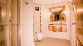 LİVA HOTEL MERSİN
