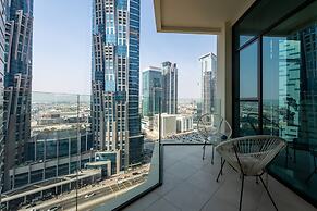 Vibrant 2BR Miami Vibes at Business Bay