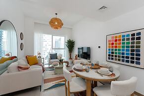 Vibrant 2BR Miami Vibes at Business Bay