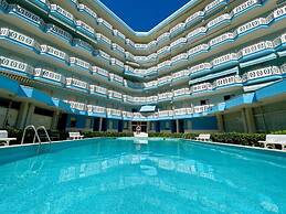 Apartment in Caorle Near Beach & Pool
