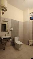 Holiday Highlight By Golden Castle Hotel