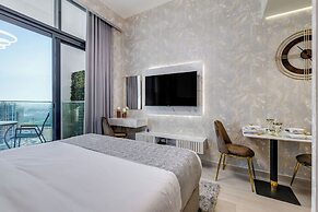 GLOBALSTAY. Azizi Riviera 48