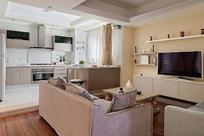 Vesta - Luxury APT - 3BR - Park View Residence