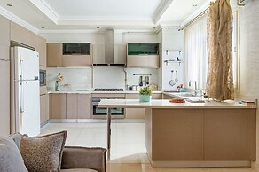 Vesta - Luxury APT - 3BR - Park View Residence