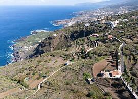 Holiday Home in Tenerife With Mountain Views