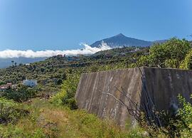 Holiday Home in Tenerife With Mountain Views