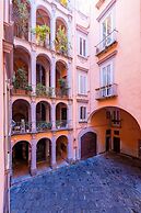 Palazzo Loffredo by Napoliapartments
