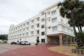 Ellora Hotel
