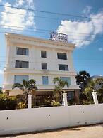 Ellora Hotel