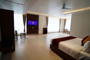 Ellora Hotel
