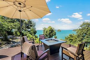 Cozy Suite - Ocean View & Private Beach