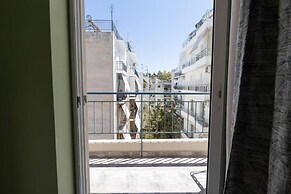 Petralona Dazzling top Floor 2BD AP