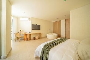Moabi Hotel