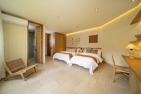 Moabi Hotel