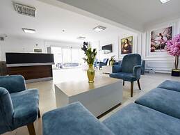 GOLDHOME APART OTEL