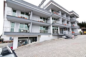HİLL LİFE HOTEL