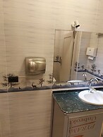 Good Season Hotel
