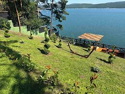 Villa Iskar Lake Residence