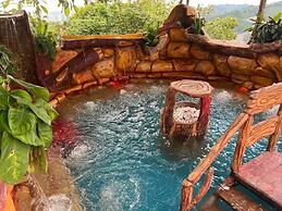 Hotel Golden Hills
