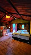 Hotel Golden Hills