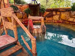 Hotel Golden Hills