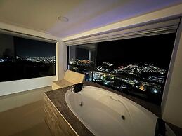 Hotel Golden Hills