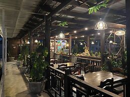 Joyce Garden Hotel