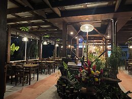 Joyce Garden Hotel