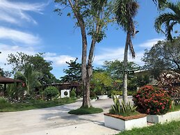 Joyce Garden Hotel