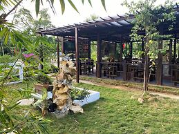 Joyce Garden Hotel