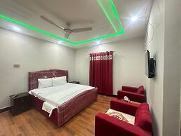 Serene Inn F10