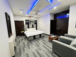Serene Inn F10