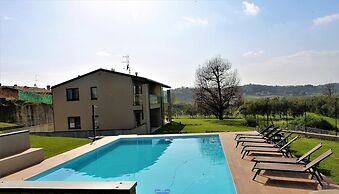 Apartment in Iseo With Pool