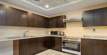 Massive 2 Bedroom with Palm View Balqis