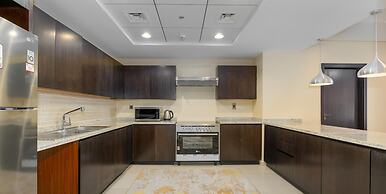 Massive 2 Bedroom with Palm View Balqis