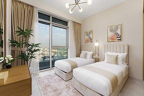 Maison Privee - Tranquil Living with Golf Course Vws in Dubai Hills
