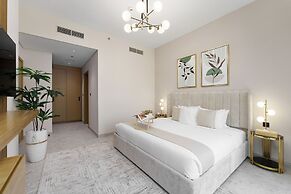 Maison Privee - Tranquil Living with Golf Course Vws in Dubai Hills