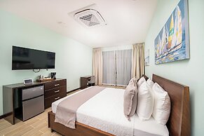 Beachfront Bungalows Hotel